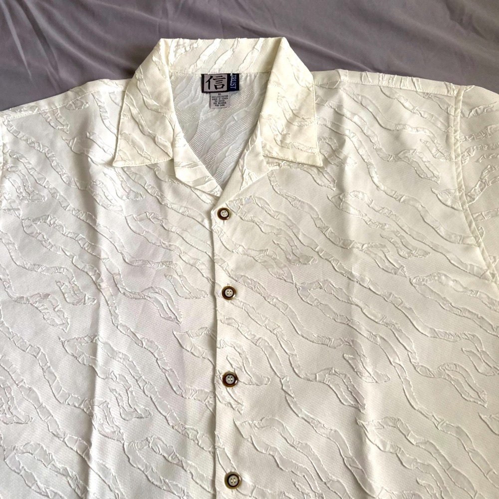 Men's casual shirt